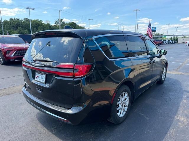 2023 Chrysler Pacifica Touring L Farmington MO