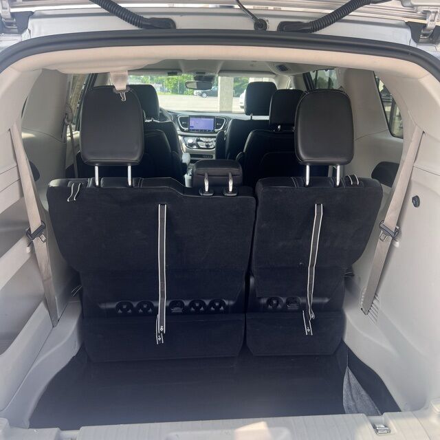2023 Chrysler Pacifica Touring L Herrin IL