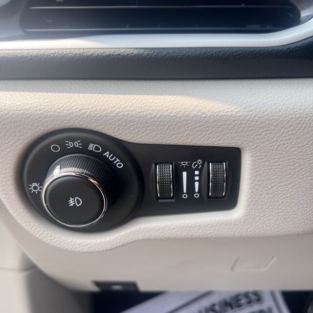 2023 Chrysler Pacifica Touring L Herrin IL