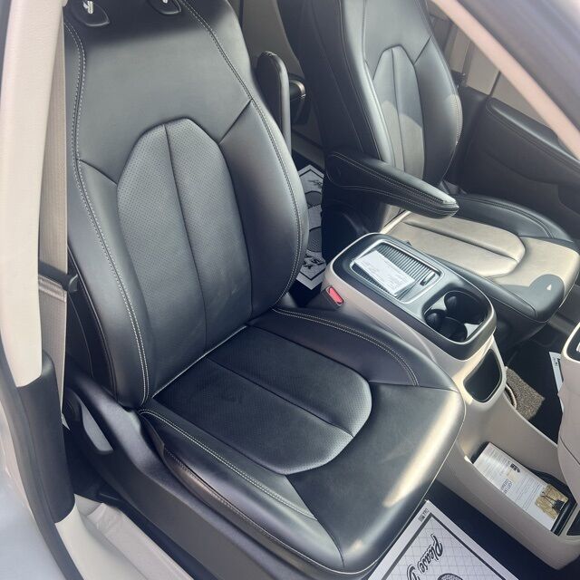 2023 Chrysler Pacifica Touring L Herrin IL