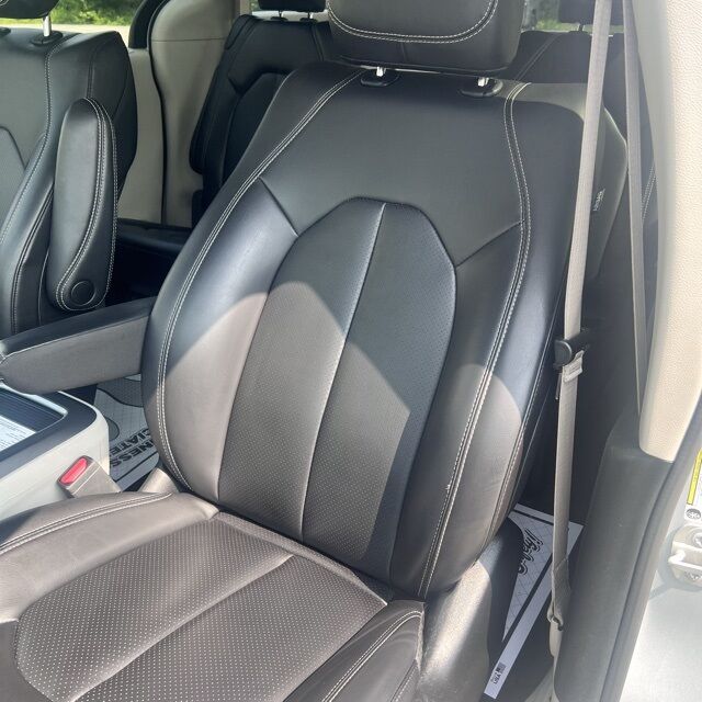 2023 Chrysler Pacifica Touring L Herrin IL