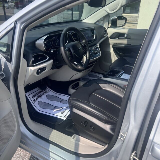2023 Chrysler Pacifica Touring L Herrin IL