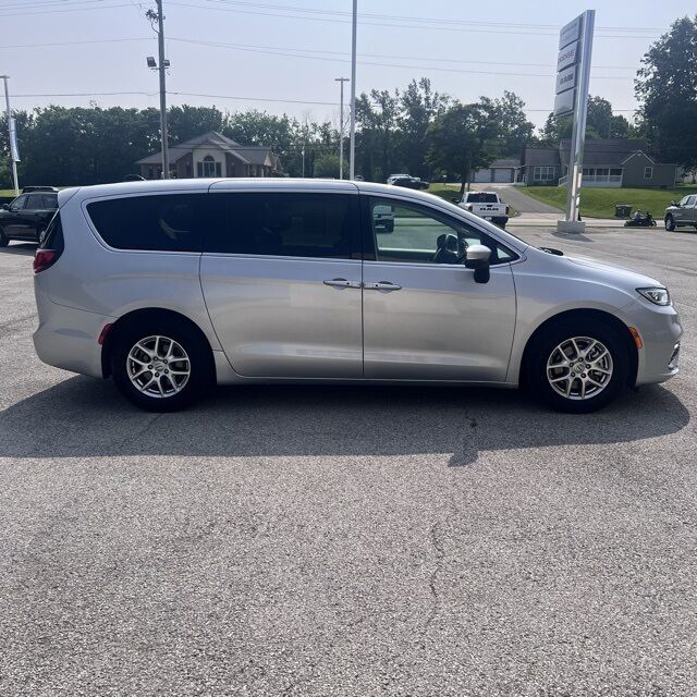2023 Chrysler Pacifica Touring L Herrin IL
