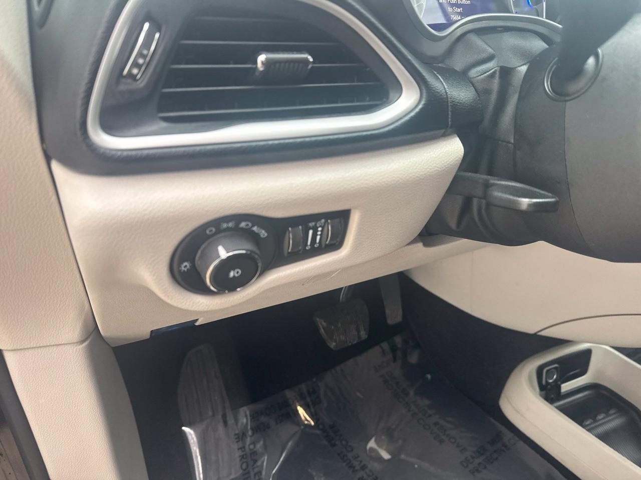 2023 Chrysler Pacifica Touring L West Burlington IA