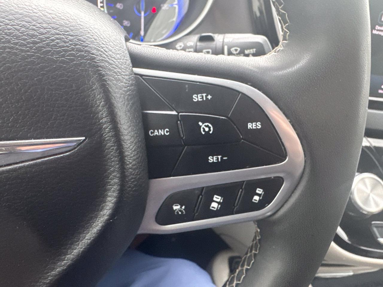 2023 Chrysler Pacifica Touring L West Burlington IA