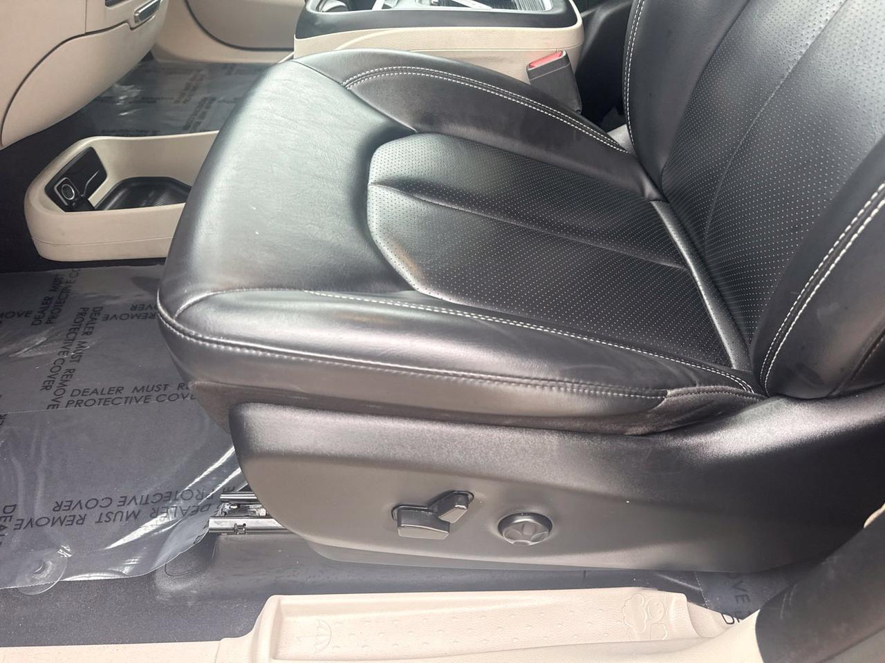 2023 Chrysler Pacifica Touring L West Burlington IA