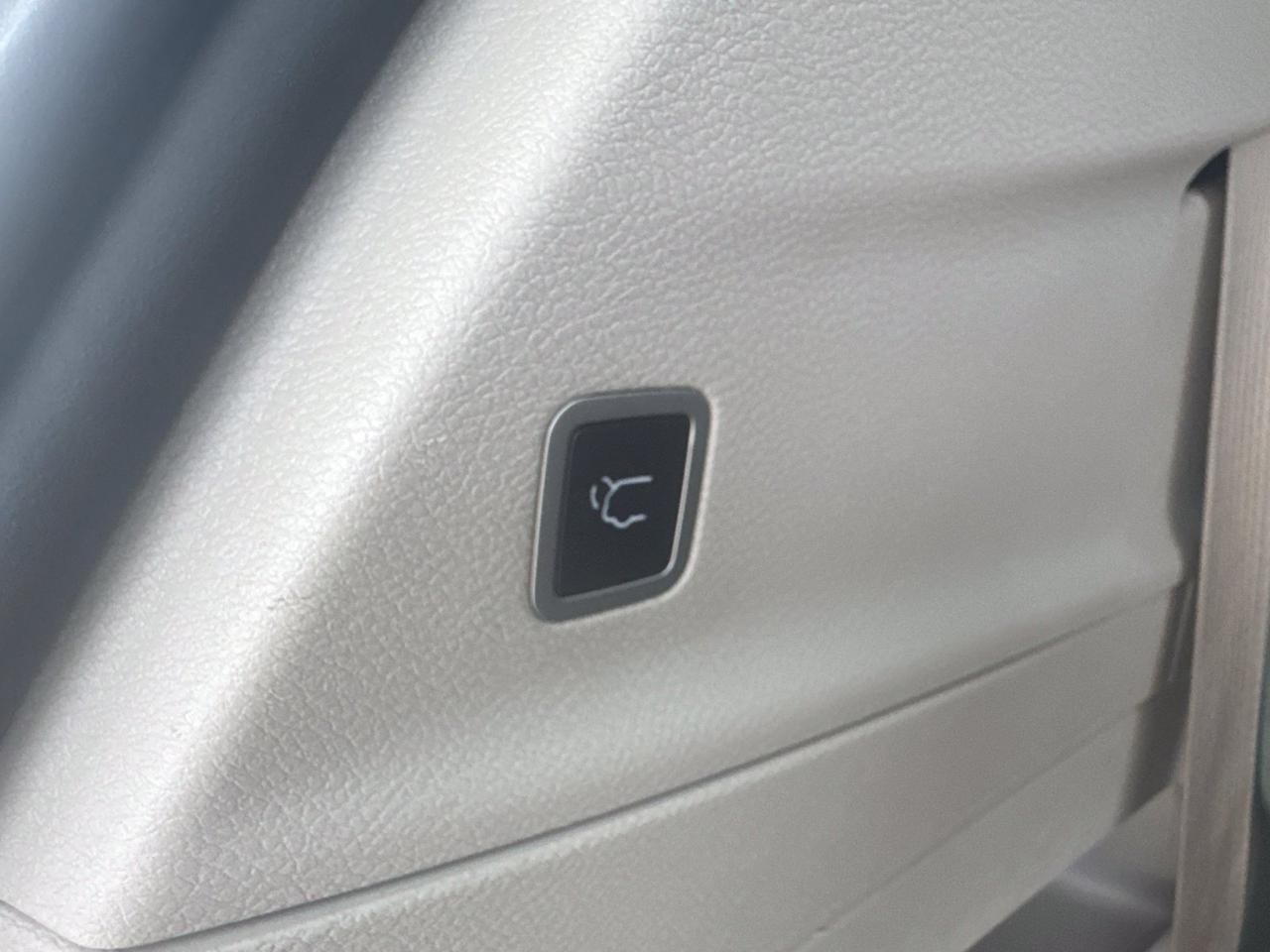 2023 Chrysler Pacifica Touring L West Burlington IA