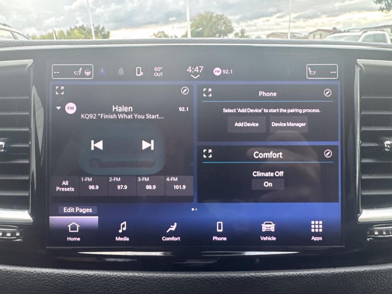 2023 Chrysler Pacifica Touring L West Burlington IA