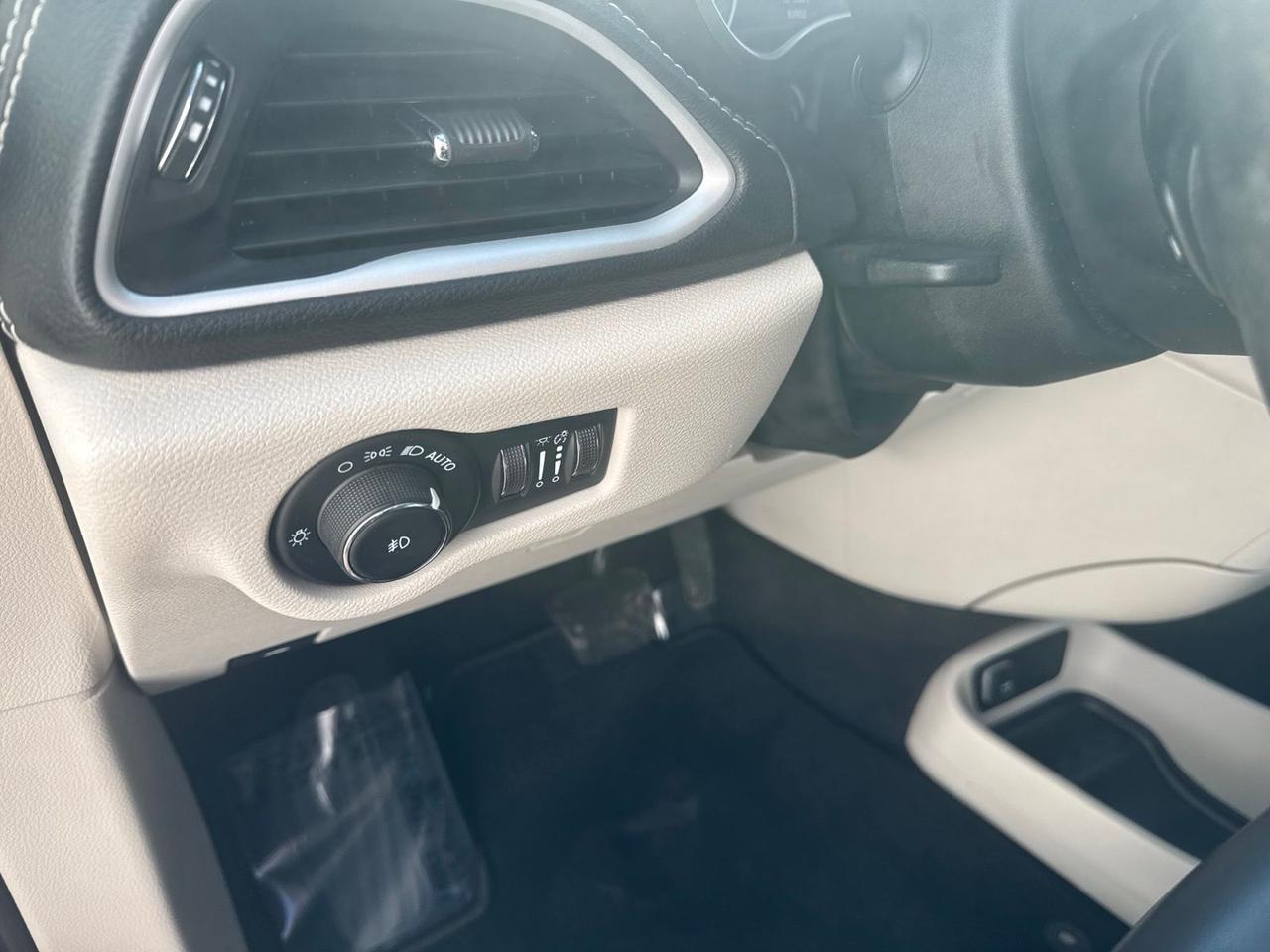 2023 Chrysler Pacifica Touring L West Burlington IA