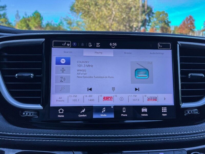 2023 Chrysler Pacifica Touring L Wilmington NC