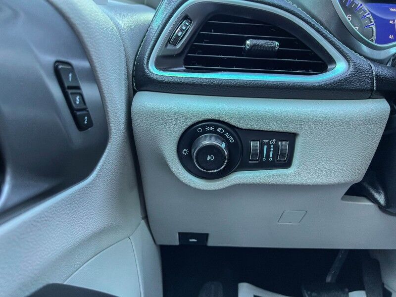 2023 Chrysler Pacifica Touring L Wilmington NC