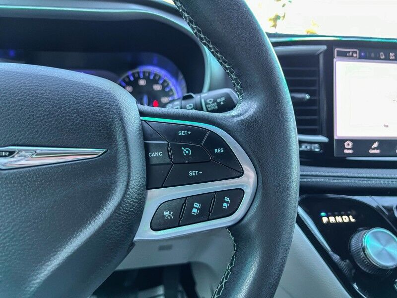 2023 Chrysler Pacifica Touring L Wilmington NC