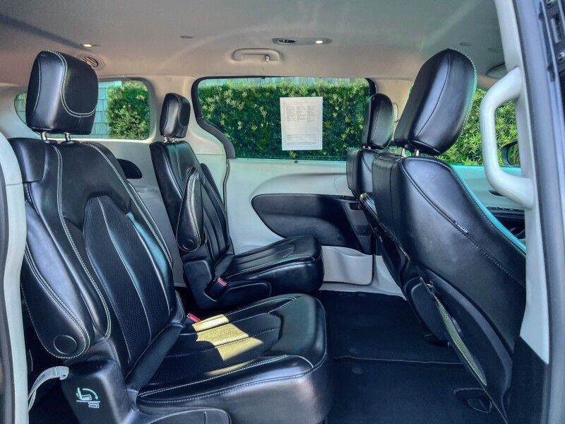 2023 Chrysler Pacifica Touring L Wilmington NC