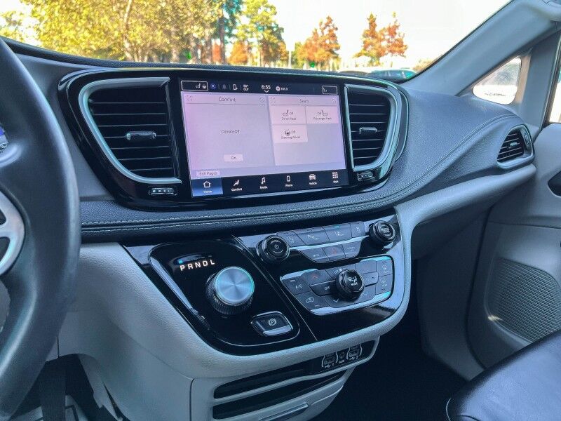 2023 Chrysler Pacifica Touring L Wilmington NC