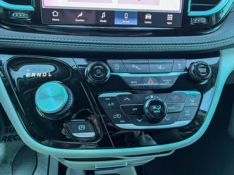 2023 Chrysler Pacifica Touring L Wilmington NC