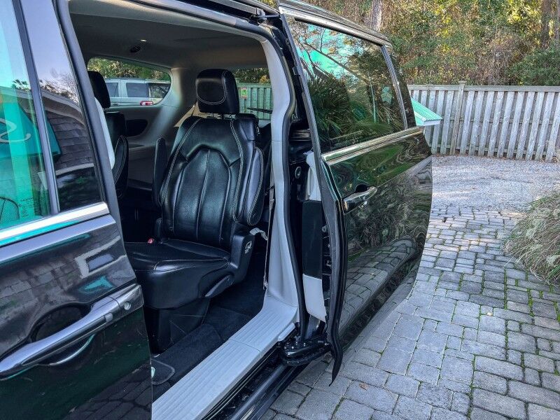 2023 Chrysler Pacifica Touring L Wilmington NC