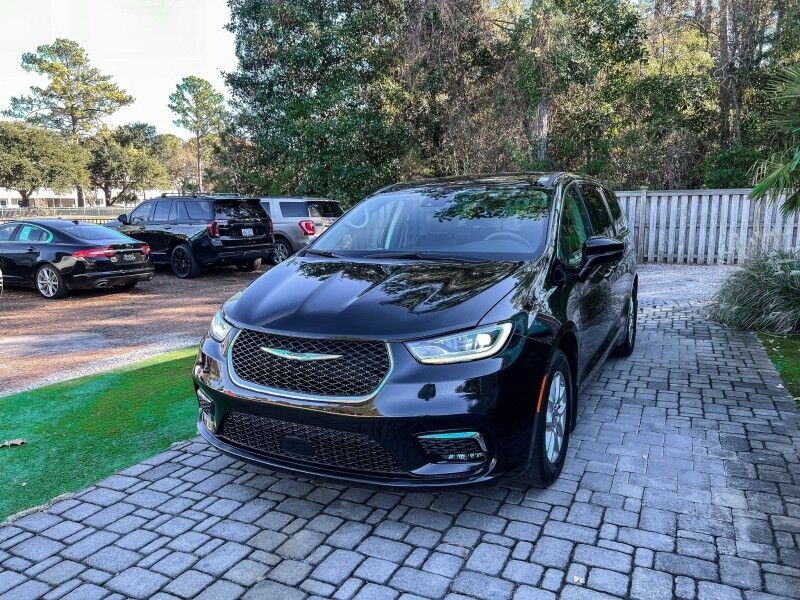 2023 Chrysler Pacifica Touring L Wilmington NC