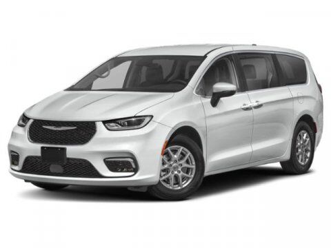 2023 Chrysler Pacifica Touring L Winder GA