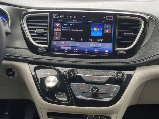 2023 Chrysler Pacifica Touring L Winder GA