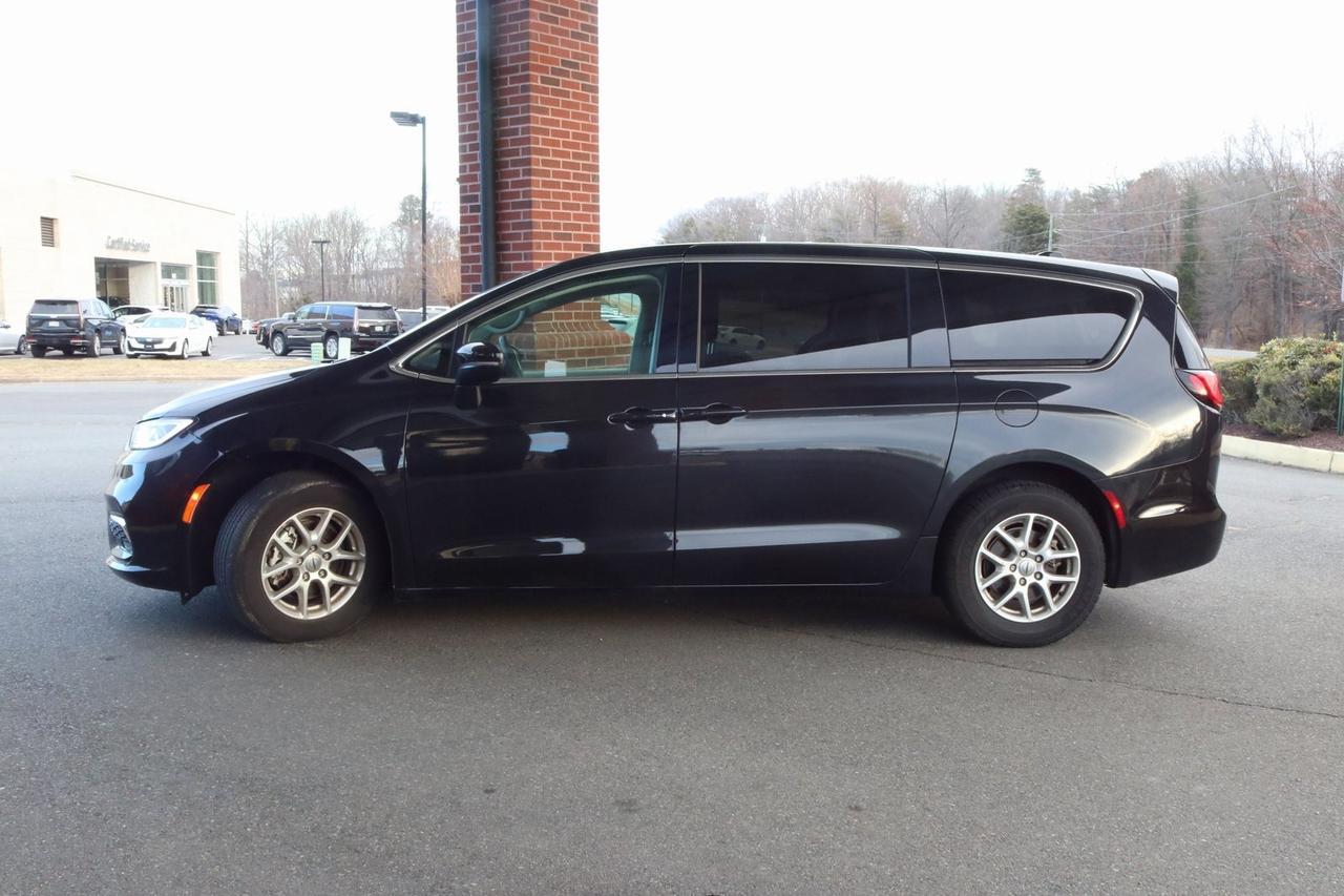 2023 Chrysler Pacifica Touring L Fredericksburg VA