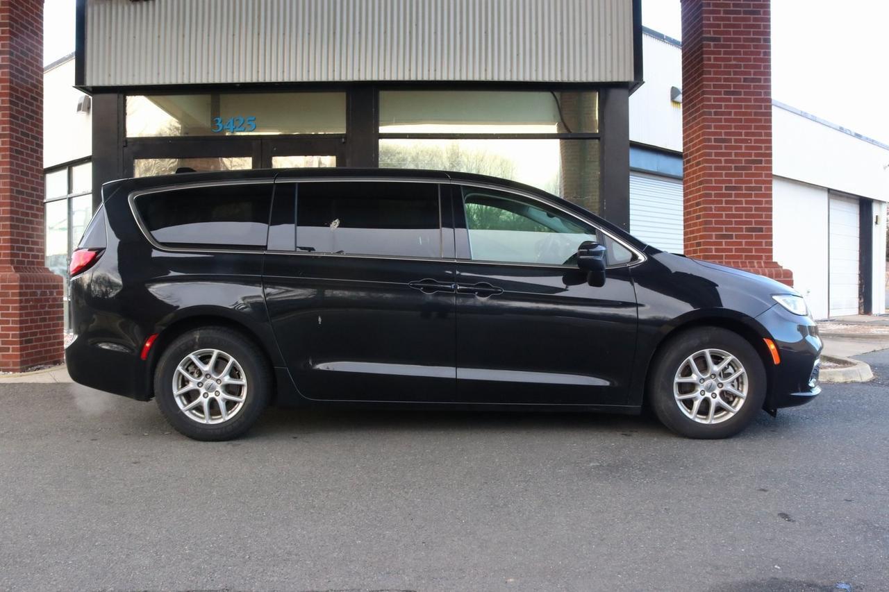 2023 Chrysler Pacifica Touring L Fredericksburg VA