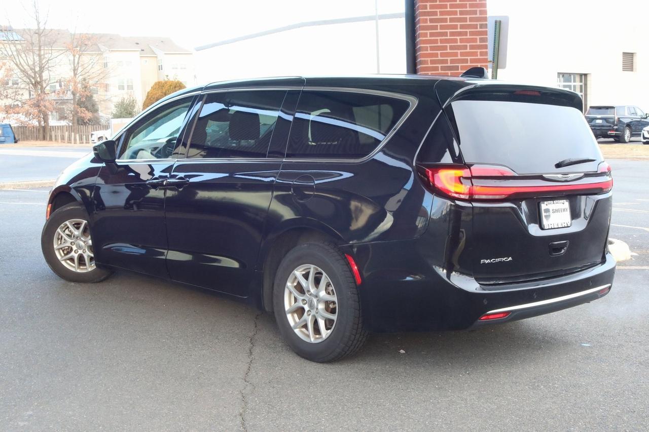 2023 Chrysler Pacifica Touring L Fredericksburg VA