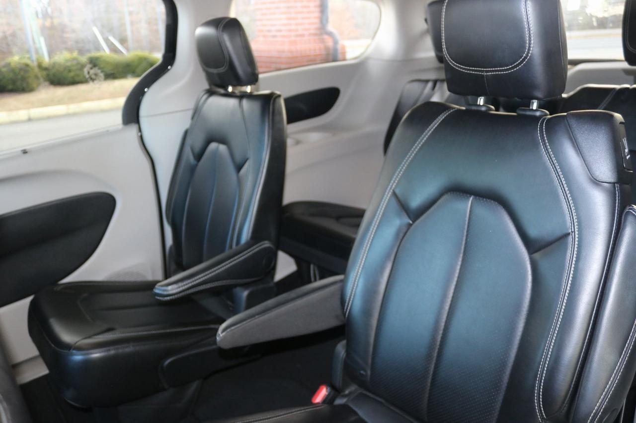 2023 Chrysler Pacifica Touring L Fredericksburg VA