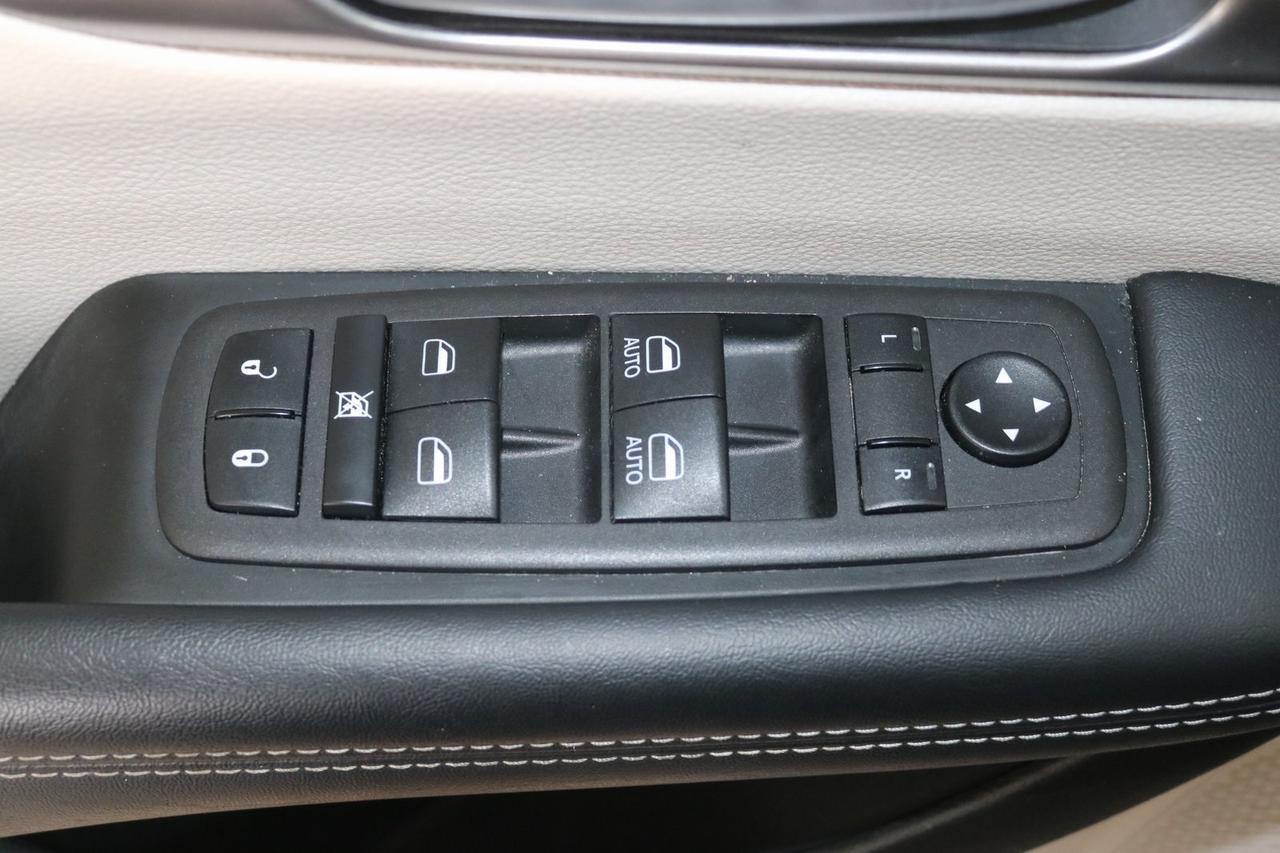 2023 Chrysler Pacifica Touring L Fredericksburg VA