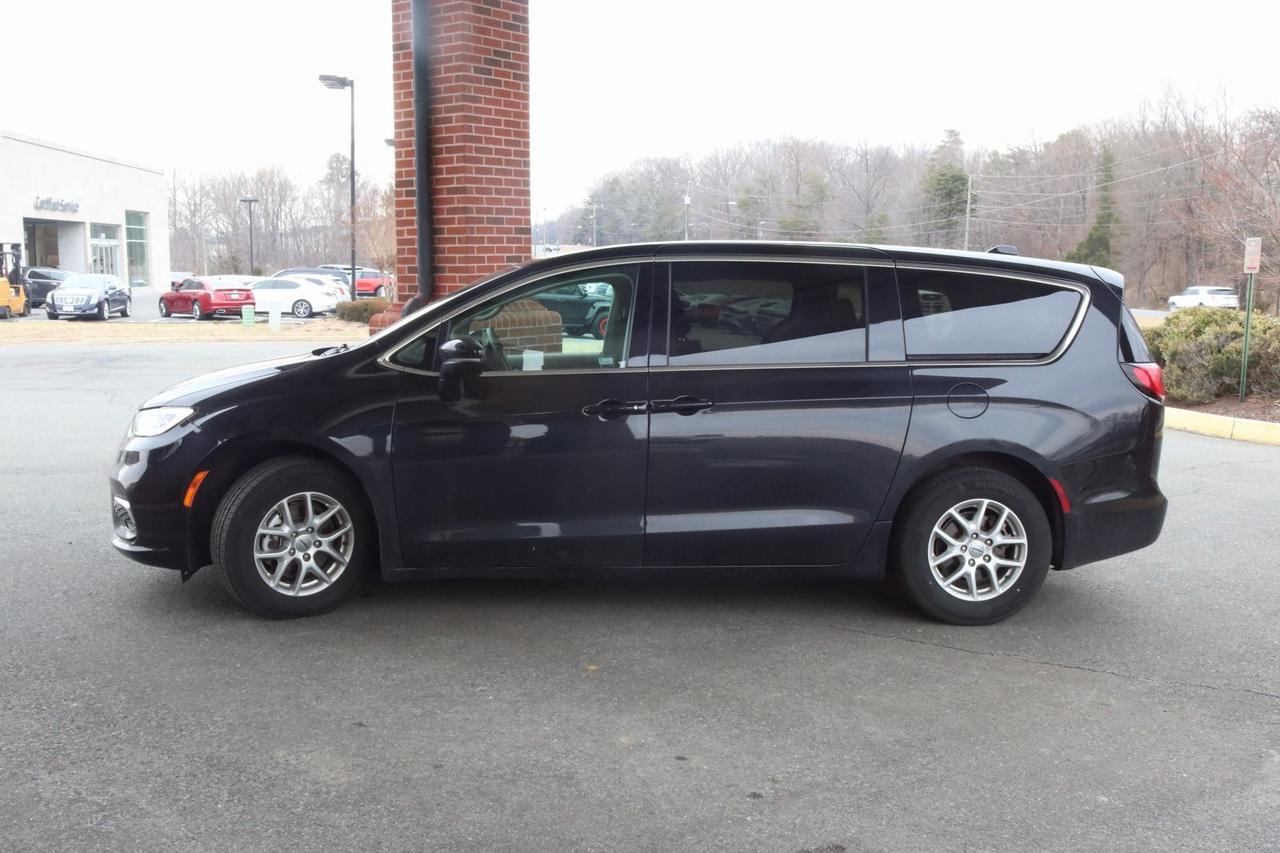 2023 Chrysler Pacifica Touring L Fredericksburg VA