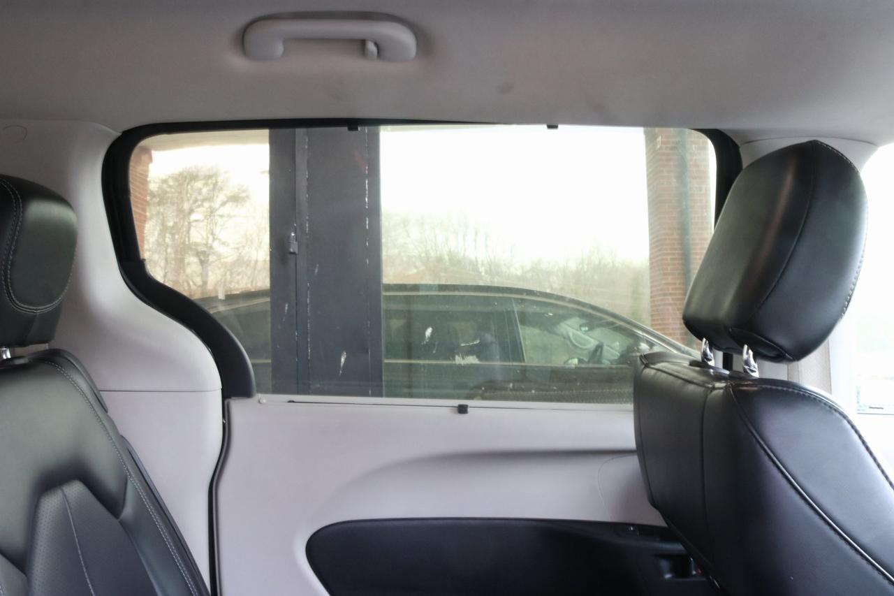 2023 Chrysler Pacifica Touring L Fredericksburg VA