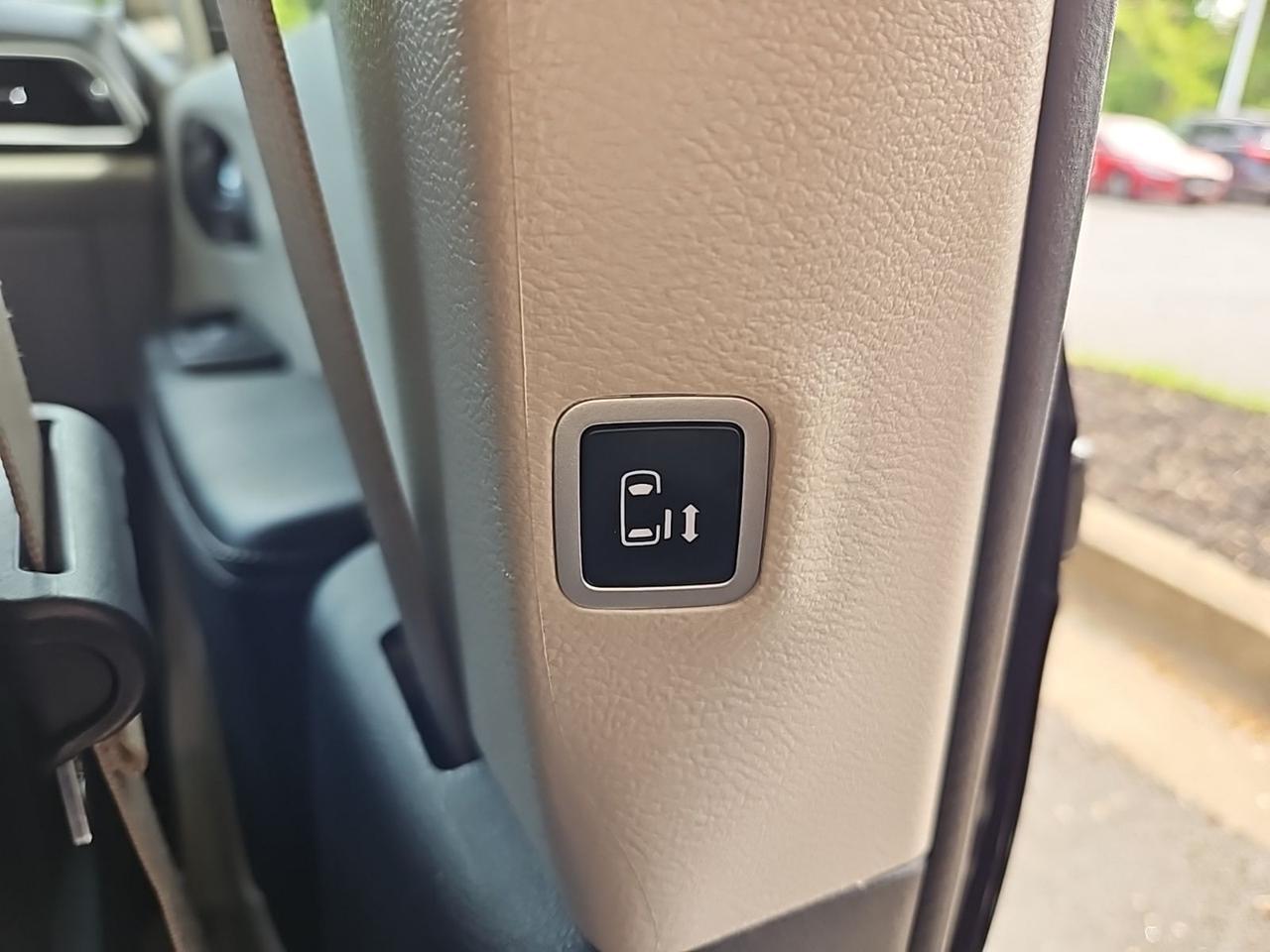 2023 Chrysler Pacifica Touring L Waldorf MD