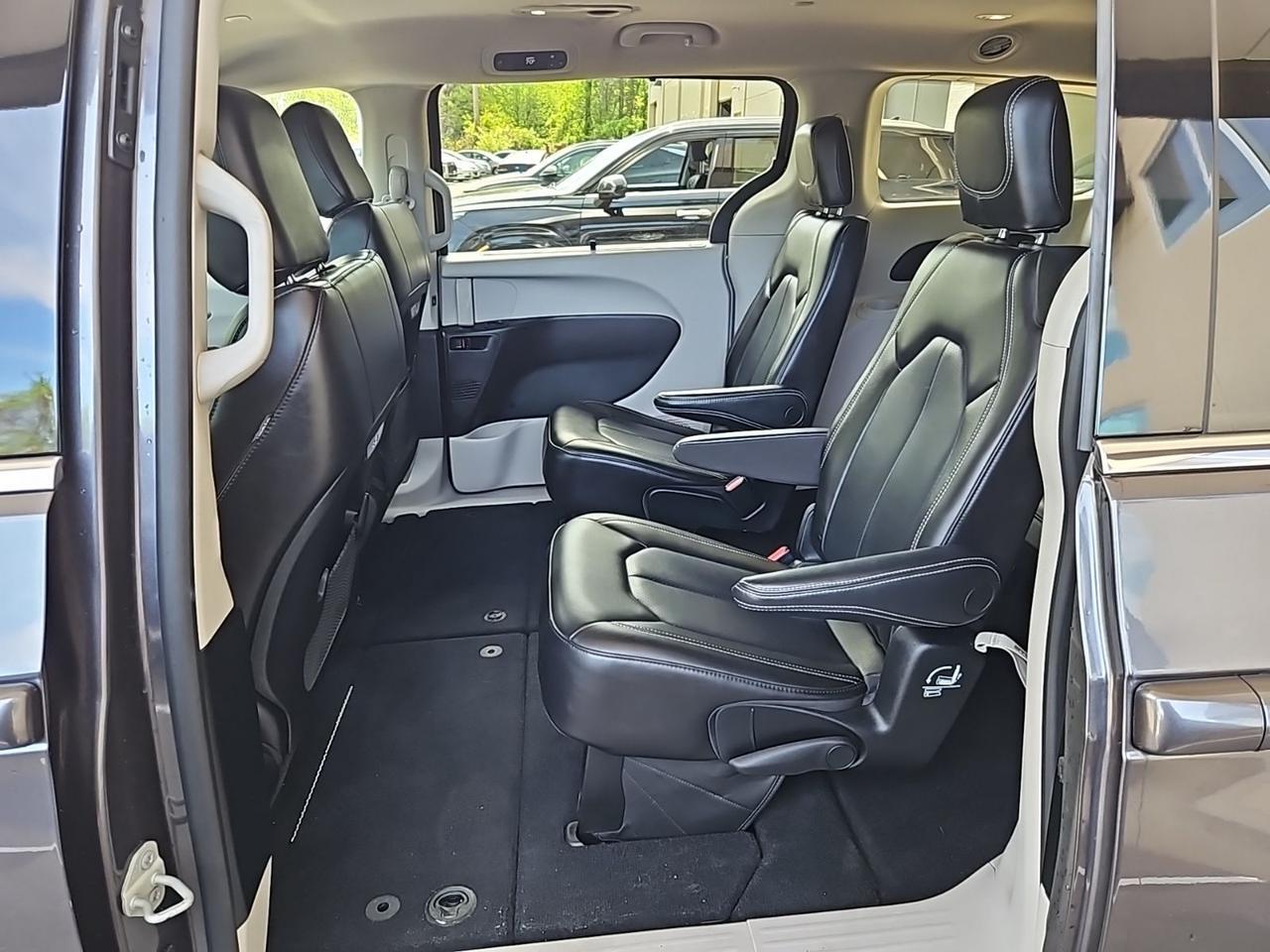 2023 Chrysler Pacifica Touring L Waldorf MD