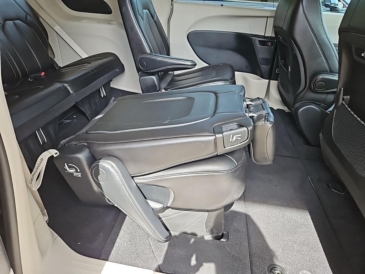 2023 Chrysler Pacifica Touring L Waldorf MD