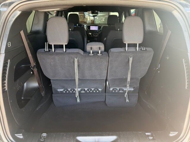 2023 Chrysler Pacifica Touring Lafayette LA
