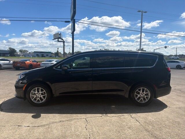 2023 Chrysler Pacifica Touring Lafayette LA