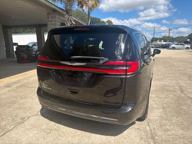 2023 Chrysler Pacifica Touring Lafayette LA