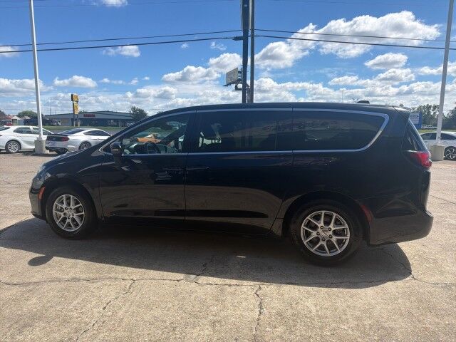 2023 Chrysler Pacifica Touring Lafayette LA