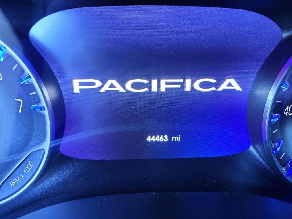 2023 Chrysler Pacifica Touring Owego NY