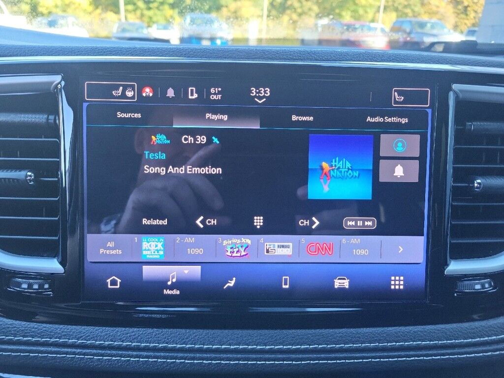 2023 Chrysler Pacifica Touring Owego NY