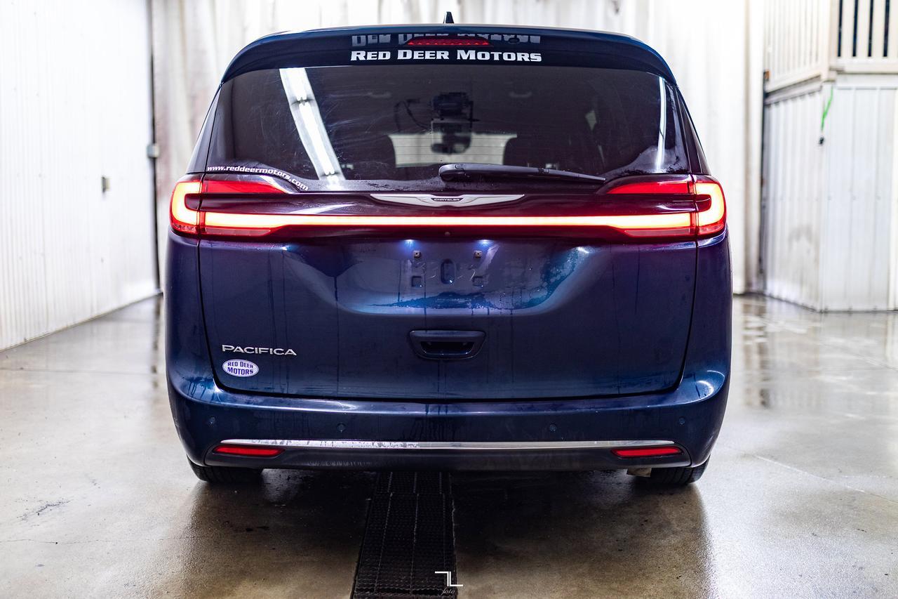 2023 Chrysler Pacifica Touring Power Doors BCam Red Deer AB