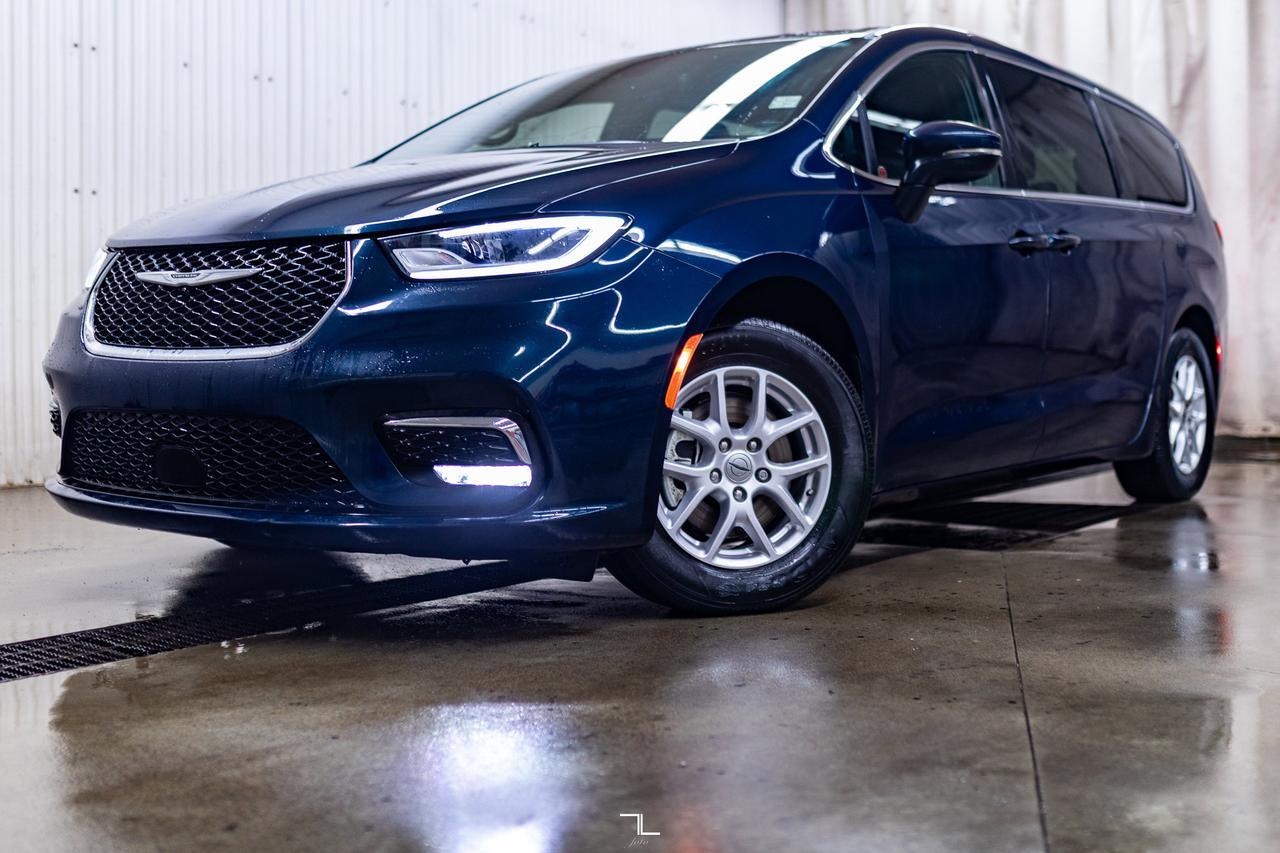 2023 Chrysler Pacifica Touring Power Doors BCam Red Deer AB