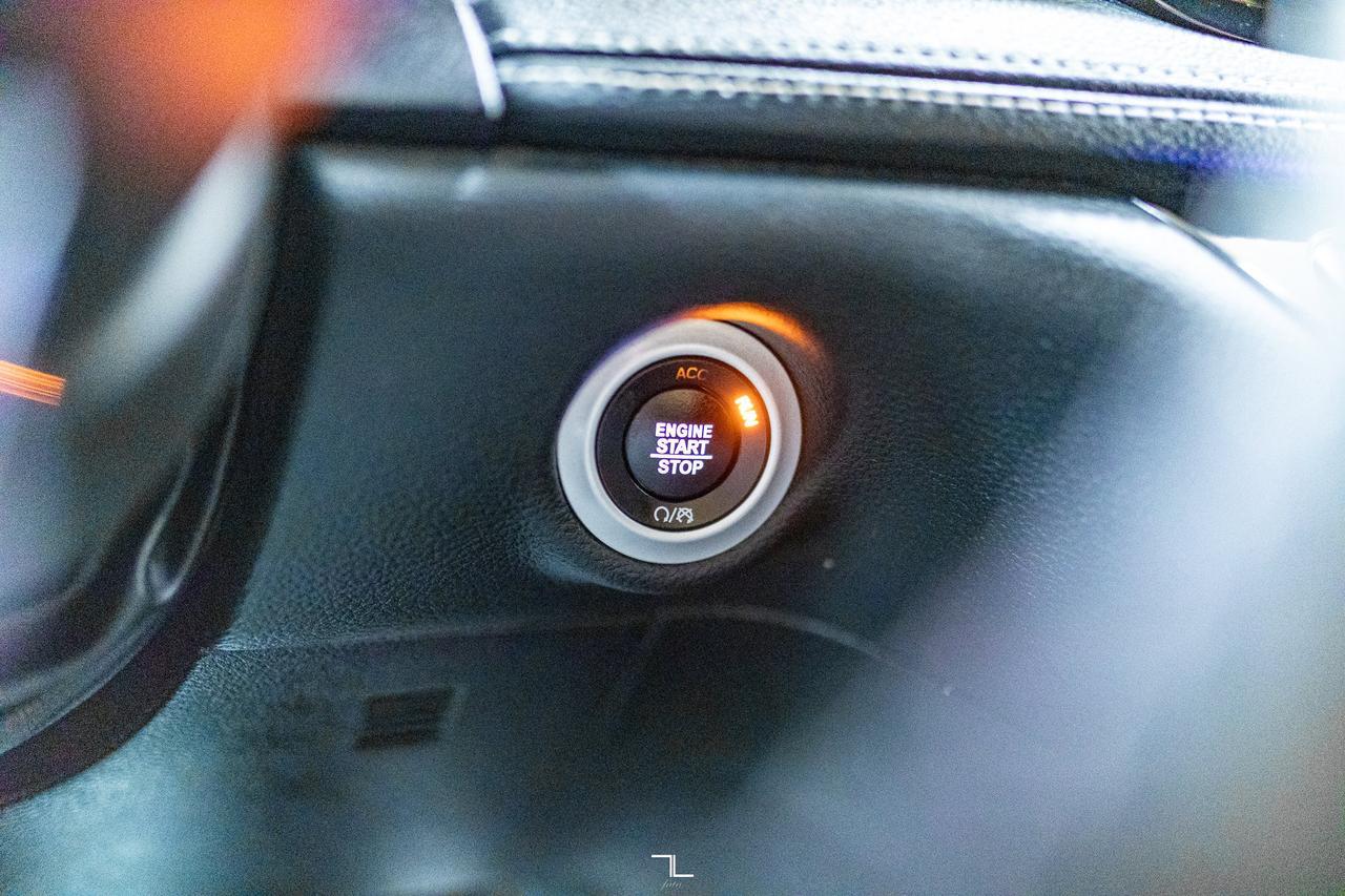 2023 Chrysler Pacifica Touring Power Doors BCam Red Deer AB