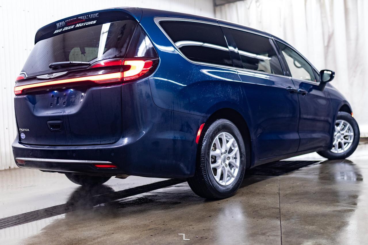 2023 Chrysler Pacifica Touring Power Doors BCam Red Deer AB