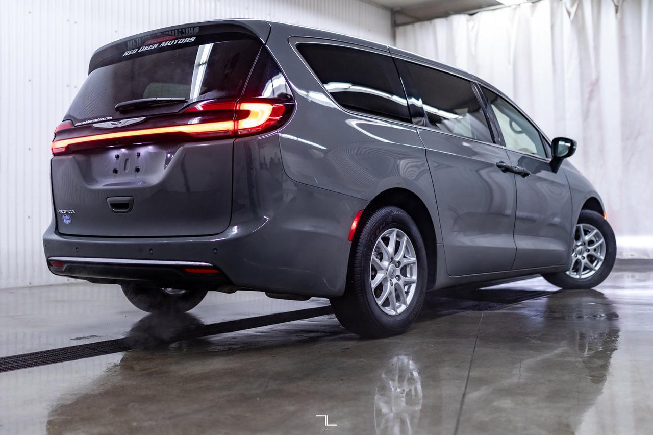 2023 Chrysler Pacifica Touring Power Doors BCam Red Deer AB