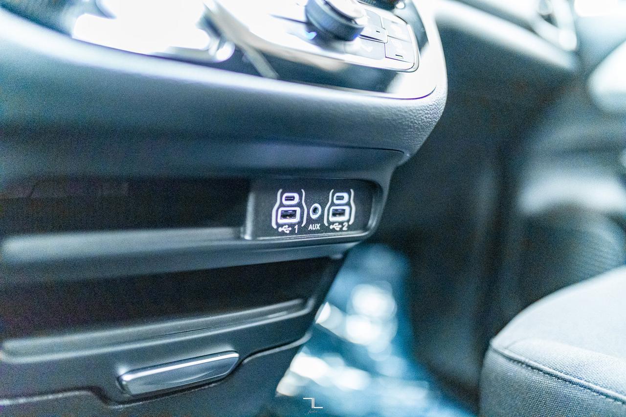 2023 Chrysler Pacifica Touring Power Doors BCam Red Deer AB