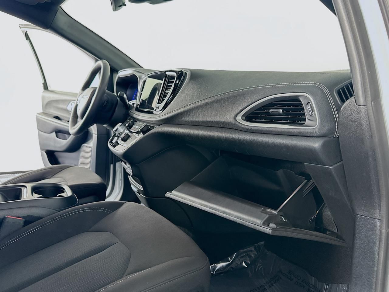 2023 Chrysler Pacifica Touring Tacoma WA