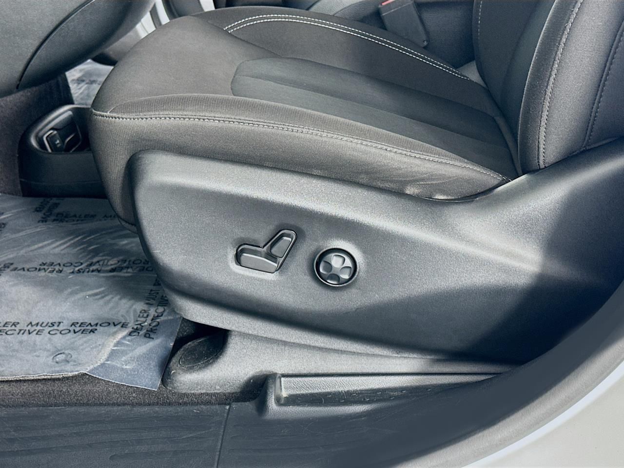 2023 Chrysler Pacifica Touring Tacoma WA