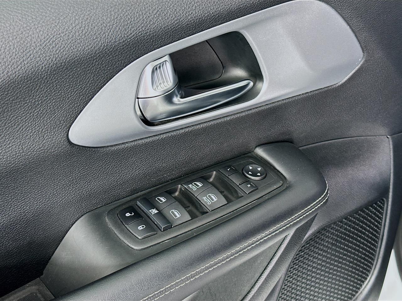 2023 Chrysler Pacifica Touring Tacoma WA