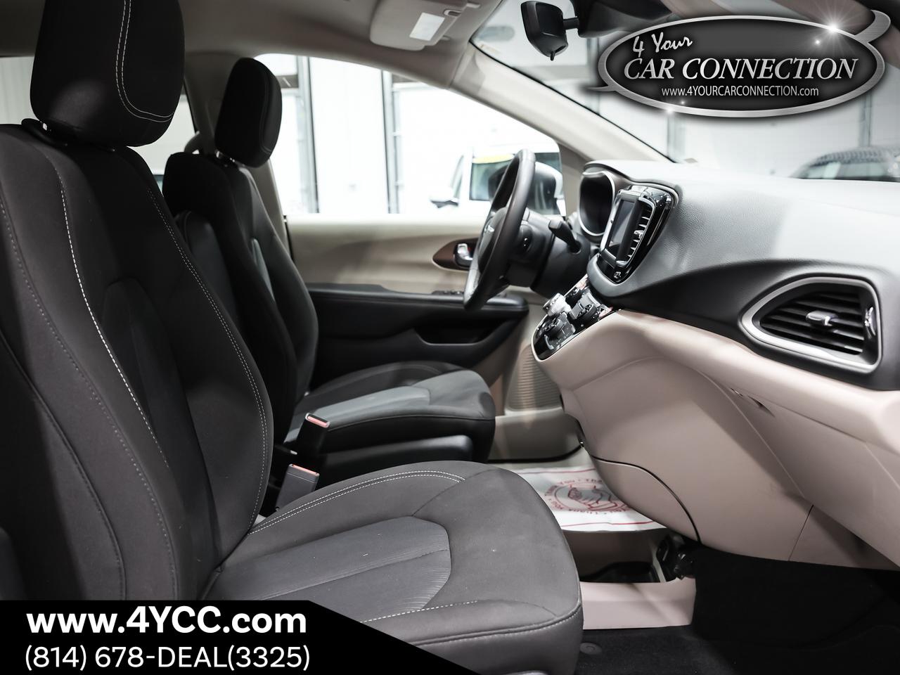 2023 Chrysler Voyager LX 7-Passenger Cranberry PA