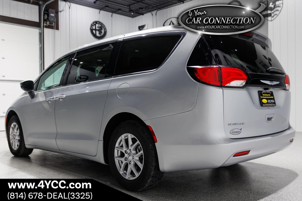 2023 Chrysler Voyager LX 7-Passenger Cranberry PA